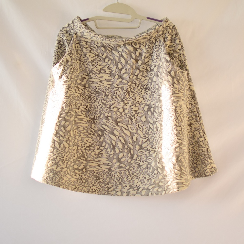 Lovely Skirt with pockets.